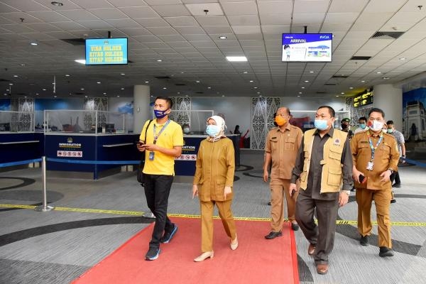 Sekdaprov Sabrina Tinjau dan Evaluasi Kesiapan Bandara Kualanamu